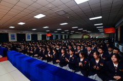 长春日章学园高中2024届高三毕业典礼